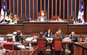 Photo of Tras encendidos debates el Senado aprueba en segunda lectura Proyecto Ley de Extinción de Dominio