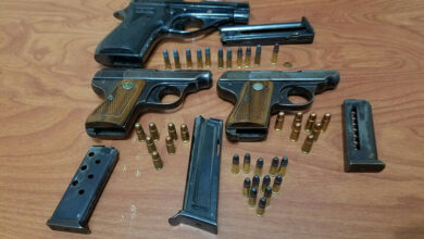 Photo of Durante allanamiento en Santiago fueron incautadas 14 pistolas procedente de EEUU