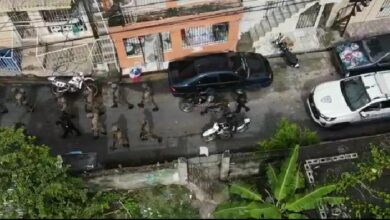 Photo of Policía utiliza drones en patrullajes preventivos mixto con militares en barrios de Los Alcarrizos