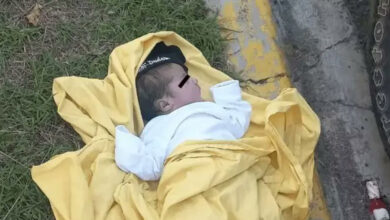 Photo of Bebé abandonado en la acera cerca del Ministerio del medio ambiente permanece en hospital y bajo protección del MP
