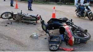 Photo of Mueren tres personas en choque de dos motocicletas en Monte Cristi