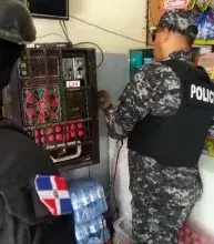 Photo of Organizaciones comunitaria respaldan operativo PN en la zona  oriental  contra  máquinas tragamonedas que operan en colmados de Santo Domingo 