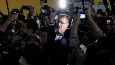 Photo of Bernardo Arévalo, de izquierda, será nuevo presidente Guatemala