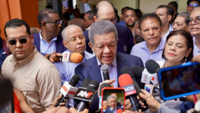 Photo of Leonel Fernández dice Gobierno está en «caída libre»