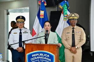 Photo of Interior y Policía desautoriza ultimátum contra haitianos SDE