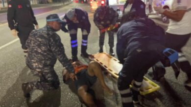 Photo of Autoridades asisten a hombre atropellado durante operativo preventivo en la autopista Duarte