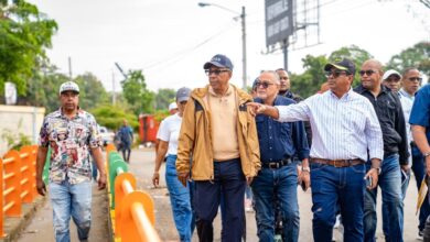 Photo of Autoridades recorren zonas afectadas en Los Alcarrizos y avanzan en asistencia e indemnización de viviendas