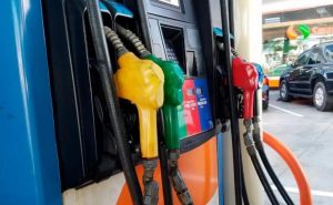 Photo of Gobierno sube otros RD$8.00 a la gasolina premium y al gasoil