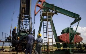 Photo of Precio petróleo cierra a la baja en los mercados internacionales