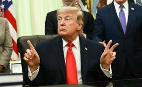Photo of Trump dice que el acuerdo con Irán para reabrir el estrecho de Ormuz está programado para firmarse este domingo