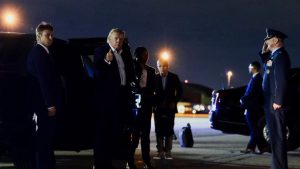 Photo of Trump llega a Évian-les-Vains para asistir a la cumbre del G7
